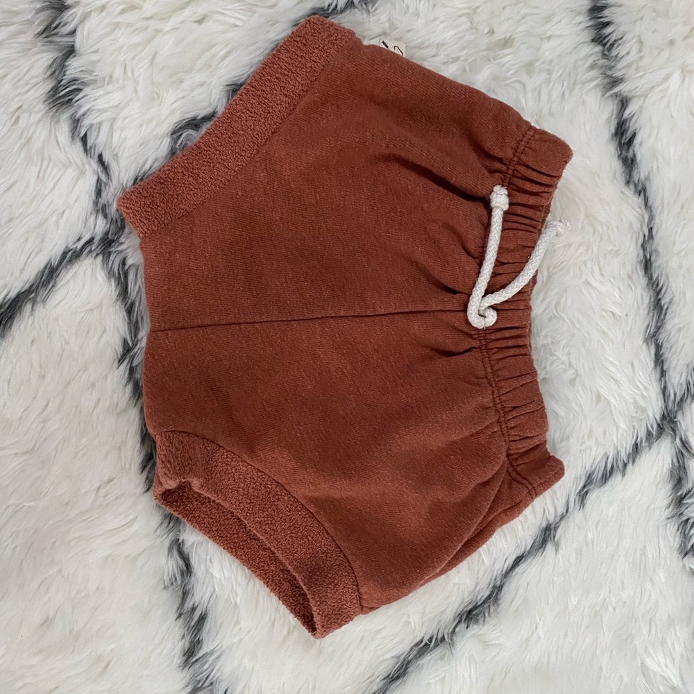Childhoods Shorties